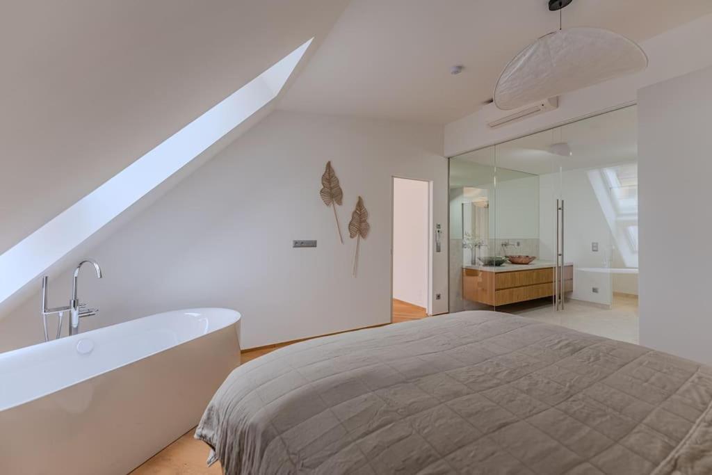 Neustift Deluxe Apartment เวียนนา ภายนอก รูปภาพ
